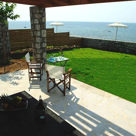 Alisahni Beachfront * Kiotari