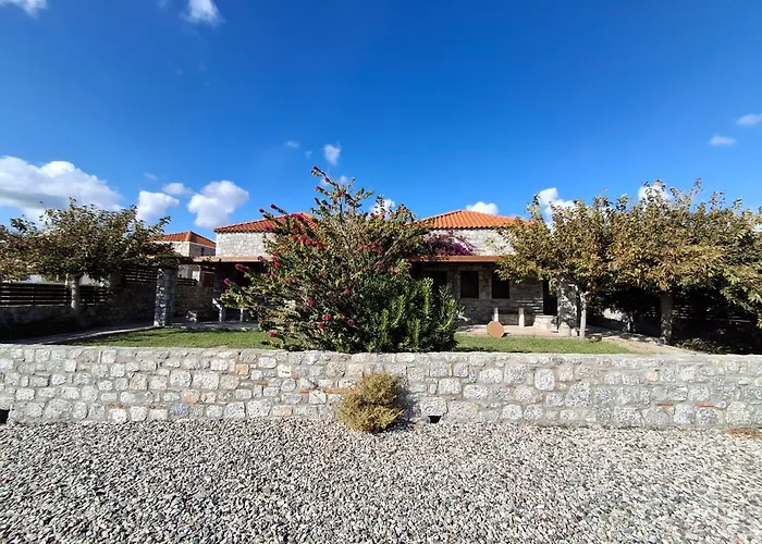 Alisahni Beachfront *