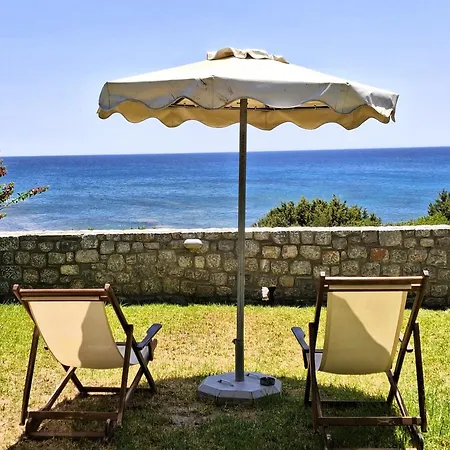 Villa Alisahni Beachfront Kiotari