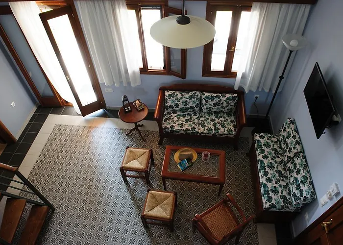 Villa Alisahni Beachfront