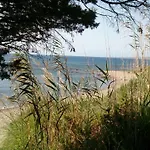 Alisahni Beachfront Вилла *