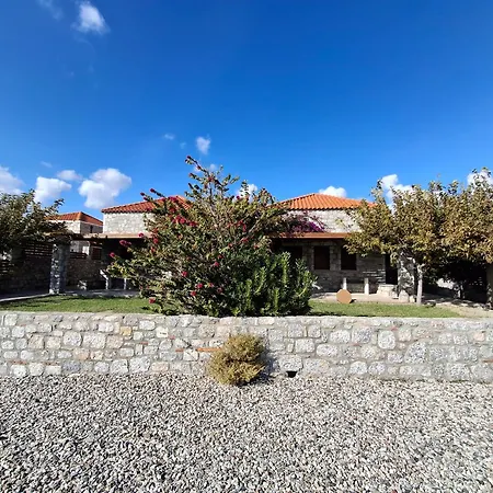 Alisahni Beachfront *